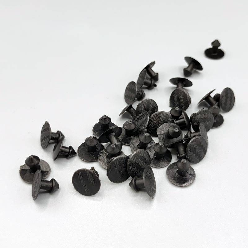 Black nails, 15
